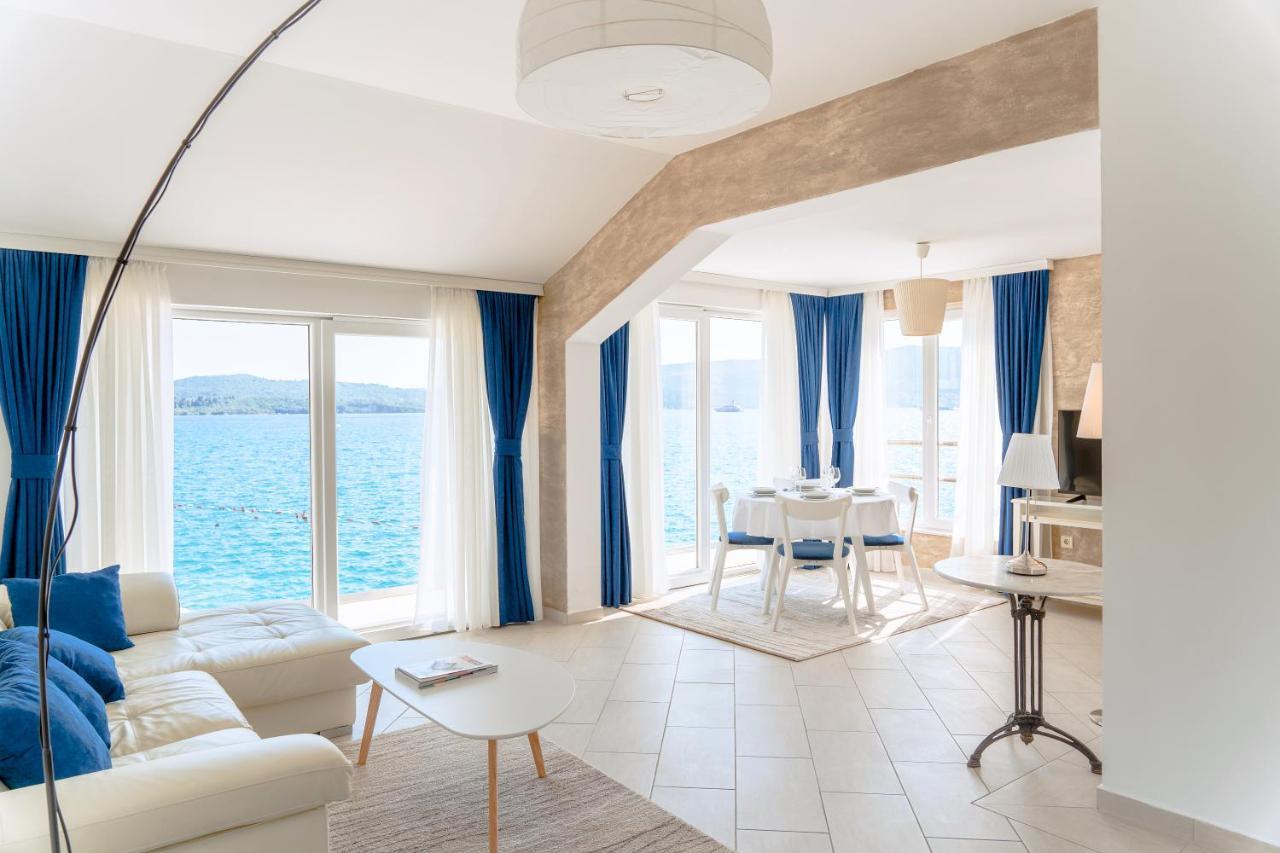 Seafront Apartments Tivat Exterior photo